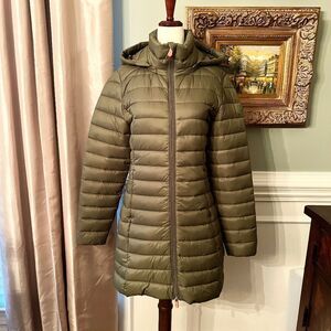 NWOT Women's Save the Duck Carol Olive Green Puffer Coat Jacket Size 1 or SMALL